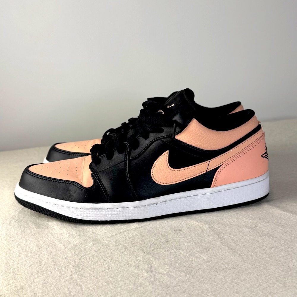 Nike Air Jordan 1 Low “Crimson Tint” men’s size US12